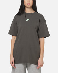 Nike Sportswear Premium Essentials T-Shirt Newsprint