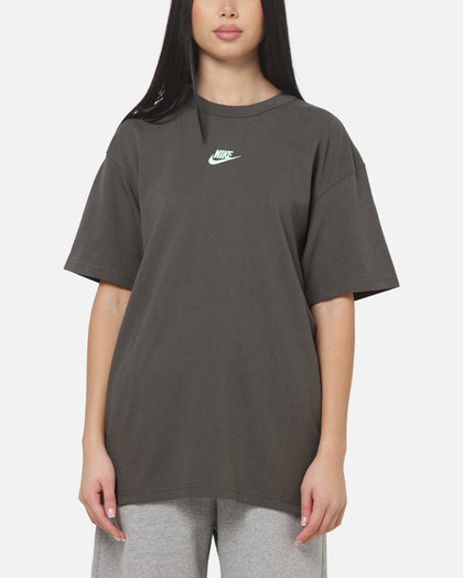 Nike Sportswear Premium Essentials T-Shirt Newsprint