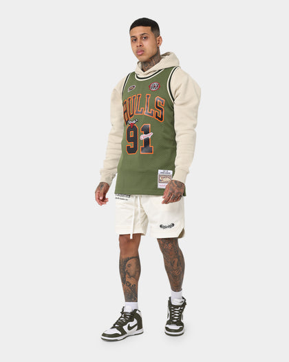 Mitchell & Ness Chicago Bulls Dennis Rodman #91 Flight Swingman Jersey Olive