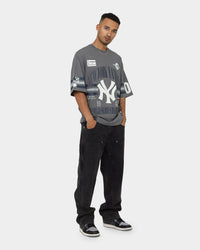 Majestic Athletic New York Yankees Champion Arch Stripe Oversized T-Shirt Gunmetal Grey