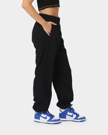 Nike Women's Sportswear Essentials Fleece Pants Black/White