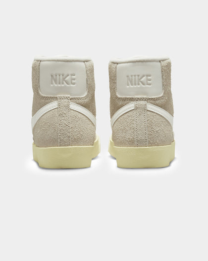 Nike Women's Blazer Mid '77 Vintage Light Bone/Sail
