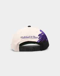 Mitchell & Ness Los Angeles Lakers 'Cream Paintbrush' Deadstock Snapback Cream