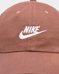 Nike Sportswear Heritage86 Futura Washed Strapback Mineral Clay
