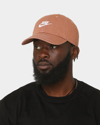 Nike Sportswear Heritage86 Futura Washed Strapback Mineral Clay