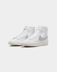 Nike Women's Blazer Mid '77 White/Metallic