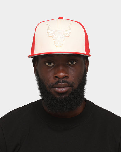 New Era Chicago Bulls 'Tonal Two-Tone' 59FIFTY Fitted Light Beige