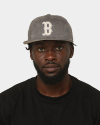 New Era Boston Red Sox 'Suedes Of Grey' 59FIFTY Fitted Grey