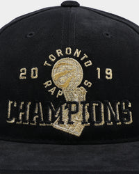 Mitchell & Ness Toronto Raptors Champions Deadstock Snapback Black